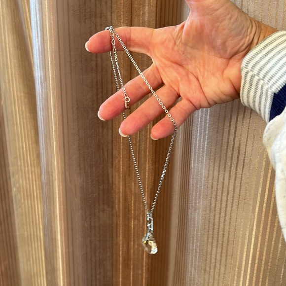 Swarovski Crystal Necklace, sparkling beauty. - Picture 5 of 8